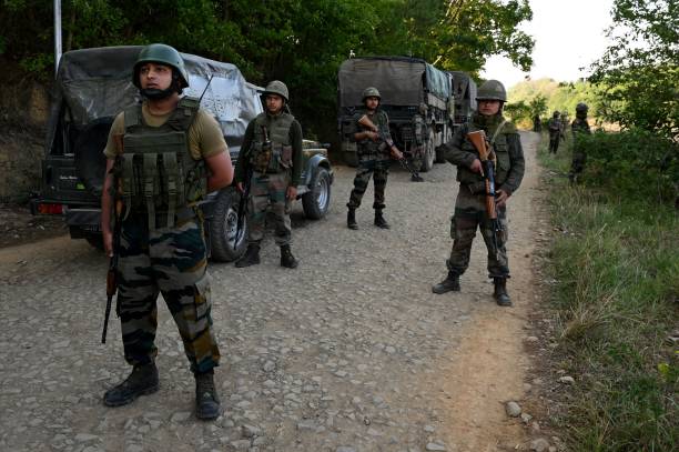Impartial Approach in controlling Manipur Ethnic Violence must Impartial Approach in controlling Manipur Ethnic Violence must