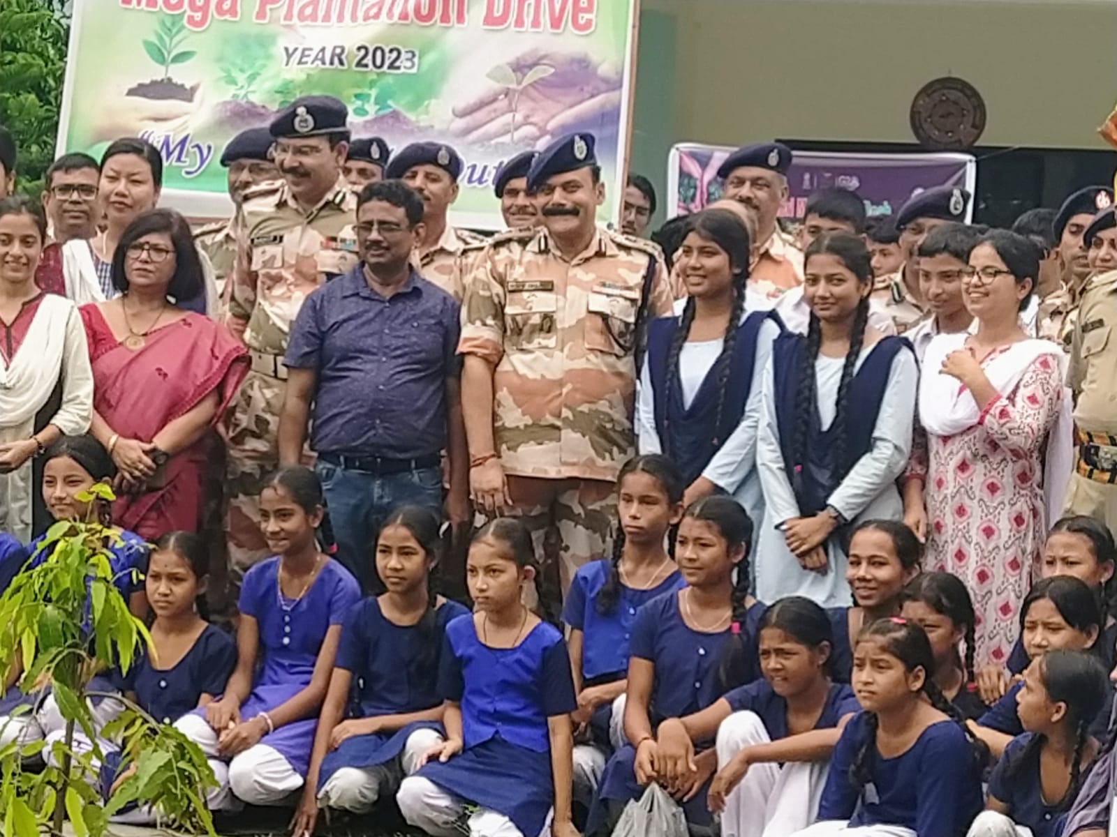 Mega Plantation Drive Led by ITBP Sector HQ Tezpur Creates Green Wave Mega Plantation Drive Led by ITBP Sector HQ Tezpur Creates Green Wave