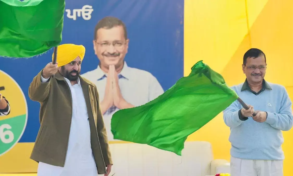 Punjab and Delhi CMs Revolutionize Governance with Doorstep Services Scheme