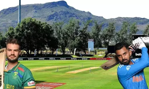 High-Stakes Battle in IND vs SA 3rd ODI: Pitch and Weather Report Unveiled High-Stakes Battle in IND vs SA 3rd ODI: Pitch and Weather Report Unveiled