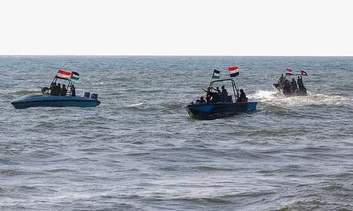 Red Sea on Edge: Ships Disguise Crews as Chinese to Dodge Houthi Attacks