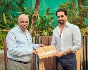 Ayushmann Khurrana Lights Up Ayodhyas Ram Temple Consecration Guest List Ayushmann Khurrana Lights Up Ayodhyas Ram Temple Consecration Guest List