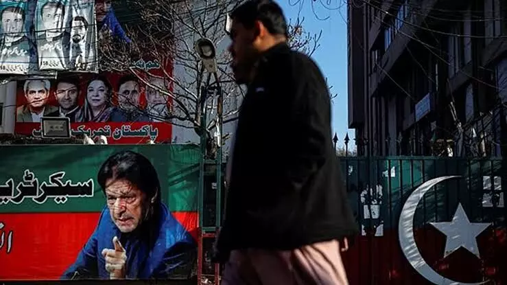 Pakistan Elections 2024: Khans Backed Independents Lead, But Rigging Concerns Linger Pakistan Elections 2024: Khans Backed Independents Lead, But Rigging Concerns Linger