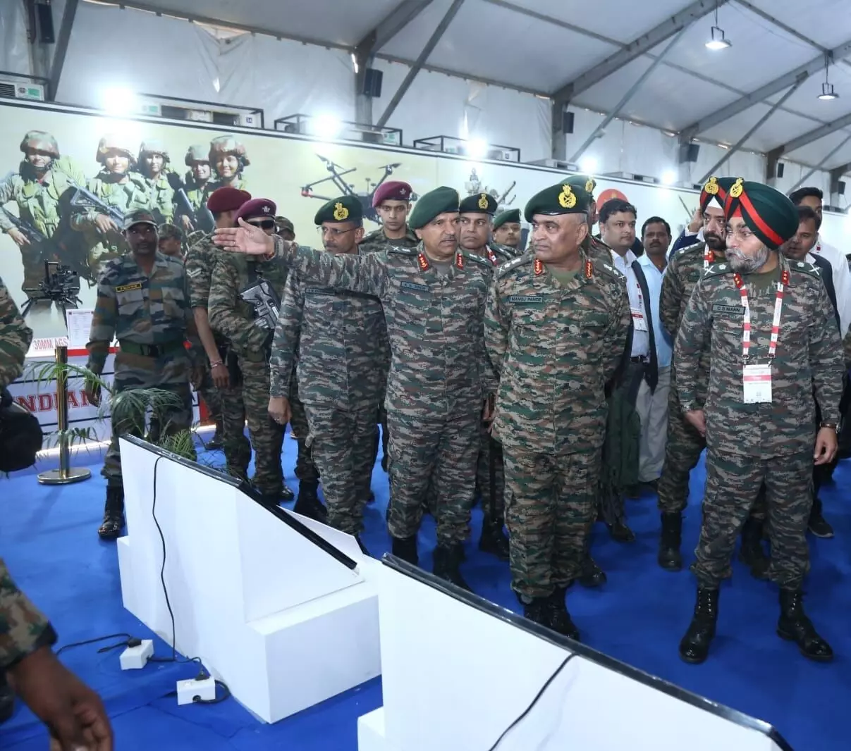 Chief of Army Staff Visits Maharashtra MSME Defence Expo 2024 at Pune