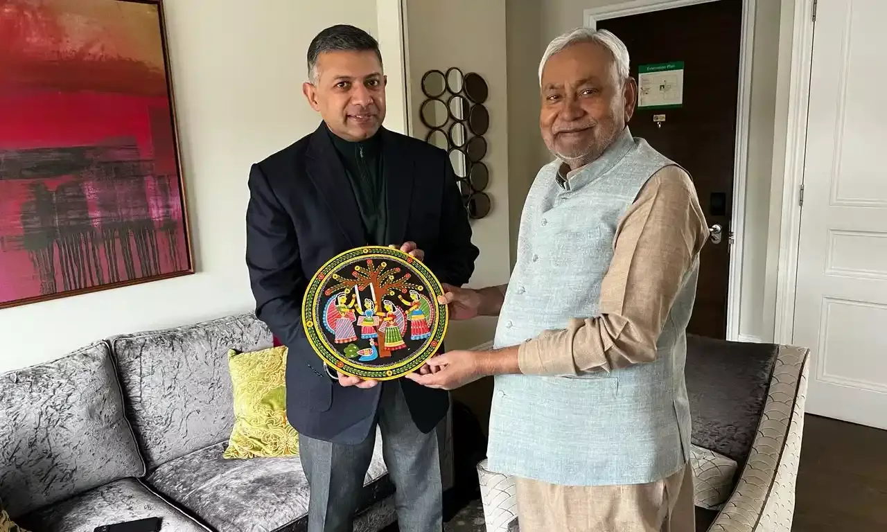 British High Commissioner and Bihar Chief Minister Nitish Kumar Discuss Development Projects