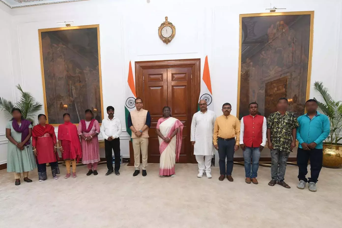 Sandeshkhali victims seek Presidents intervention for justice