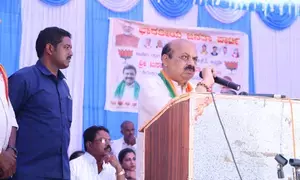 How many seats will Cong win in LS polls, ex-CM Bommai asks K’taka CM Siddaramaiah