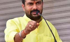 Shiv Sena drops sitting MP from Hingoli following adverse survey, BJPs reservation