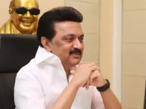 TN govt moves SC against Central govt for release of cyclone disaster funds