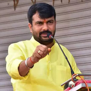 Shiv Sena drops sitting MP from Hingoli following adverse survey, BJPs reservation