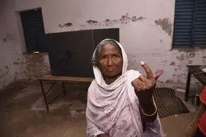 Vote-from-home: Eligible voters enthusiastically exercise franchise in Rajasthan Vote-from-home: Eligible voters enthusiastically exercise franchise in Rajasthan