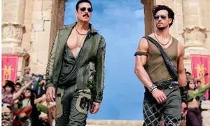 Pooja Entertainment’s Bade Miyan Chote Miyan on upward climb with massive advance opening