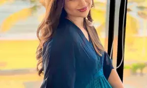 Divyanka Tripathi aims for peaceful Sunday; dons a kaftan, drops pics