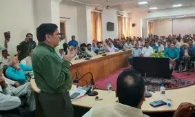 Ahead of LS polls, PoJK refugees call on political parties to clear stand on their demands