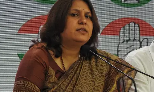 LS polls: Congress claims BJP losing ground