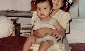 Taapsee shares throwback picture with sister Shagun Pannu on her birthday