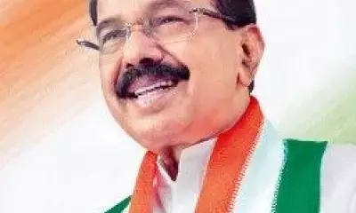 Veteran Congress leader Veerappa Moily announces retirement from electoral politics