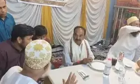 BJP candidate in Telangana attends Bohra community’s Iftar feast
