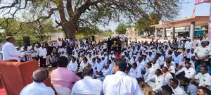 Sharad Pawar puts poll campaign on hold to empathise with thirsty farmers of Pune