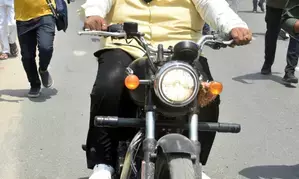 EC allots scissors symbol to Pappu Yadav