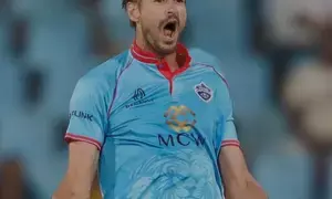 Derbyshire sign Daryn Dupavillon for 2024 County season