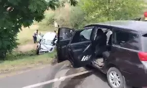 2 injured as 2 cars in Maha MLAs convoy crash in Bhandara