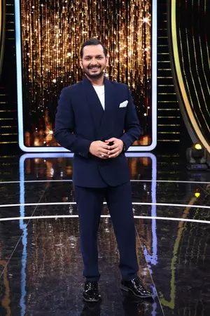Paritosh Tripathi turns host as TRP Mama on Madness Machayenge