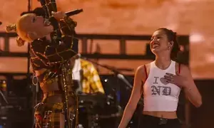 Olivia Rodrigo performs on ‘Bathwater’ with No Doubt at Coachella 2024