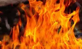 Students jump from fourth story after fire erupts in Kota hostel, Fire Department cracks down