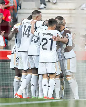 LaLiga: Real Madrid keeps 8-point lead over Barca LaLiga: Real Madrid keeps 8-point lead over Barca