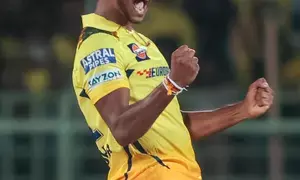 Brett Lee hails Pathirana as once in a generation player