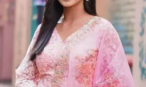 Udaariyaan taught Aditi Bhagat how to romance on screen