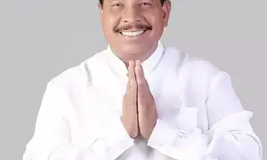 Former Telangana MLA quits BJP, joins Congress