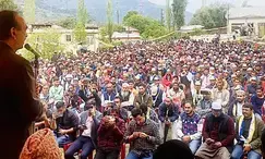 Omar Abdullah only a tourist in J&K, says Ghulam Nabi Azad