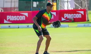 Zimbabwe bring in Courtney Walsh as coaching consultant for Women’s T20 World Cup Qualifiers