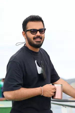 Lootere director Jai Mehta shares secret: Vivek Gomber shot firing sequence with injured leg