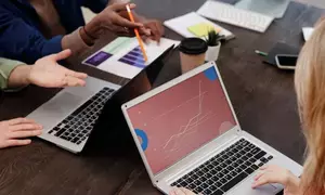 Global PC shipments grow 3 pc after 8 quarters of declines: Report