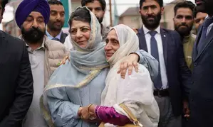 Mehbooba Mufti files nomination for Anantnag-Rajouri LS seat