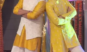 Yash Pandit, Waseem Mushtaq jam on 80s-90s Bollywood tracks in between shoots