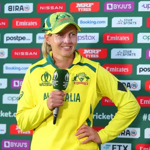 Meg Lanning reveals exercise obsession, not eating enough food led to international cricket retirement Meg Lanning reveals exercise obsession, not eating enough food led to international cricket retirement