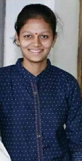 Jilted lover stabs corporators daughter to death in Karnataka college campus