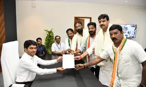 Revanth Reddy warns KCR to stay away from Congress MLAs