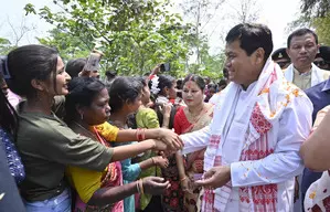 Sarbananda Sonowal casts his vote in Dibrugarh, hails PM Modi’s development work Sarbananda Sonowal casts his vote in Dibrugarh, hails PM Modi’s development work