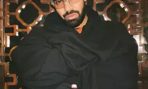 Drake uses AI-generated voices of Tupac & Snoop Dogg on diss track ‘Taylor Made Freestyle’