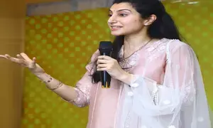 Andhra Pradesh: Brahmani campaigns for husband Nara Lokesh in Mangalagiri
