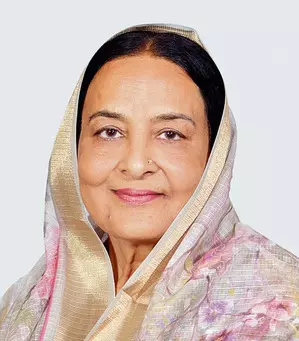 Tajinder Bittu, two-time Cong MP Santokh Chaudhary’s widow Karamjit Kaur join BJP Tajinder Bittu, two-time Cong MP Santokh Chaudhary’s widow Karamjit Kaur join BJP