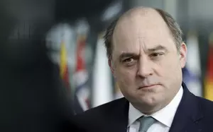 Russia has likely lost 100 combat aircraft: UK