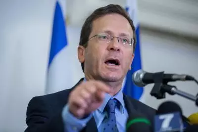 Israeli President Herzog warns Iran of developing nuclear weapons Israeli President Herzog warns Iran of developing nuclear weapons