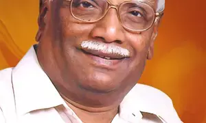 Peoples Psychiatrist Chandrashekar who adopted villages in Ktaka receives Padma Shri