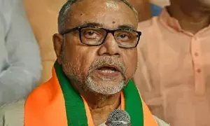 LS polls: BJP candidate in Bengal seeks blessings from CPI-M veteran